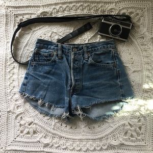 Levi’s 501 Buttonfly Cropped Shorts